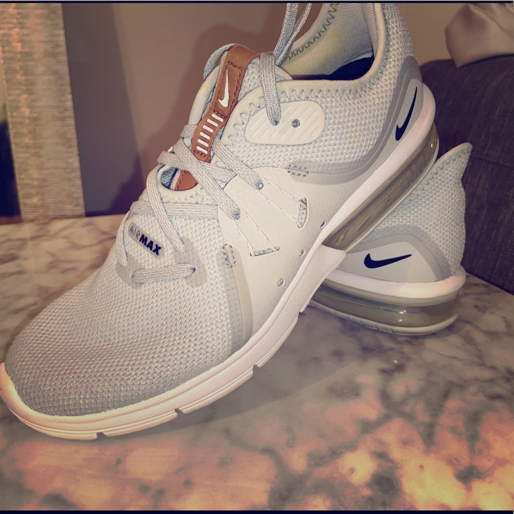 Nike air max sequent sneaker